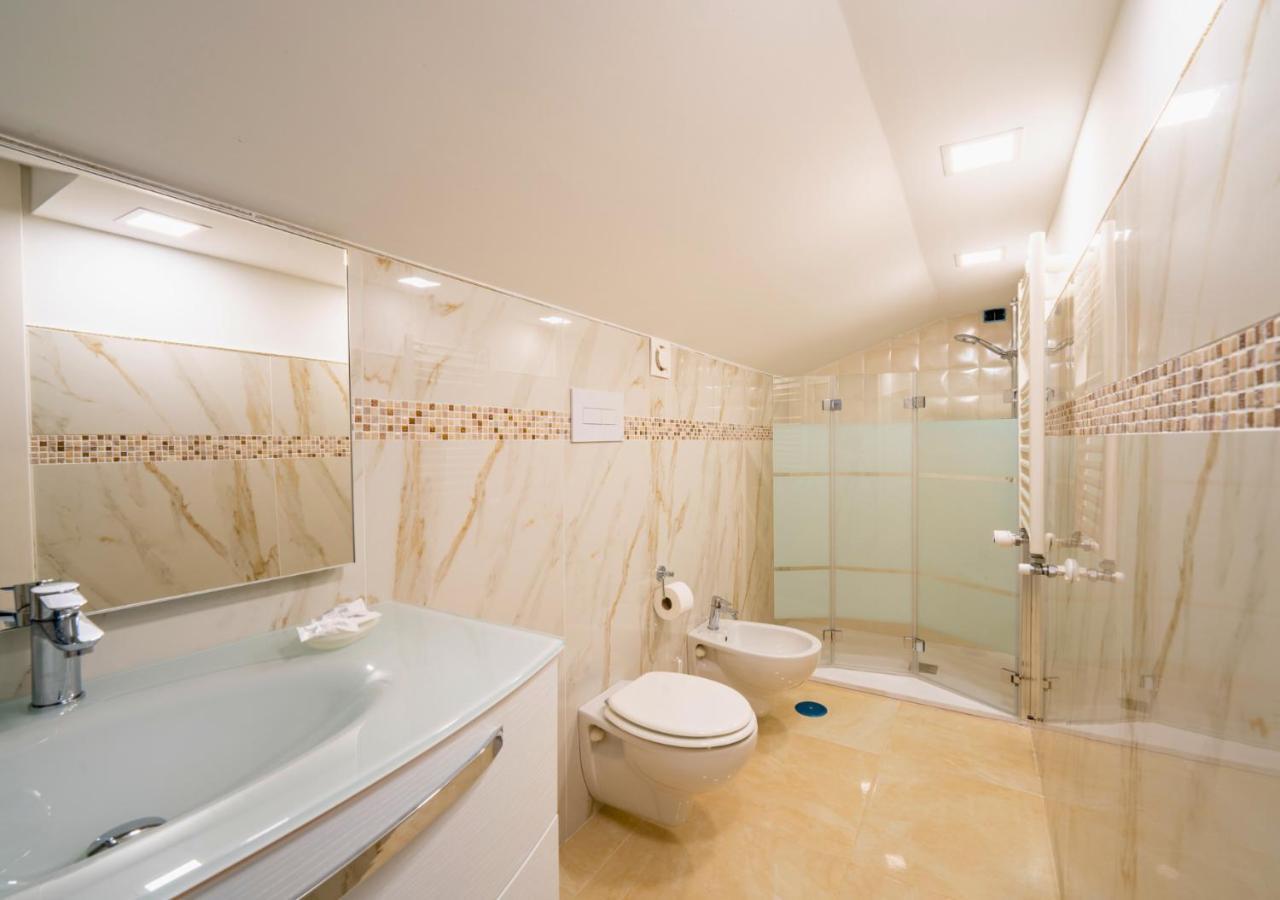 Villa Dei Cesari Bed & Breakfast Santa Maria La Carità Esterno foto