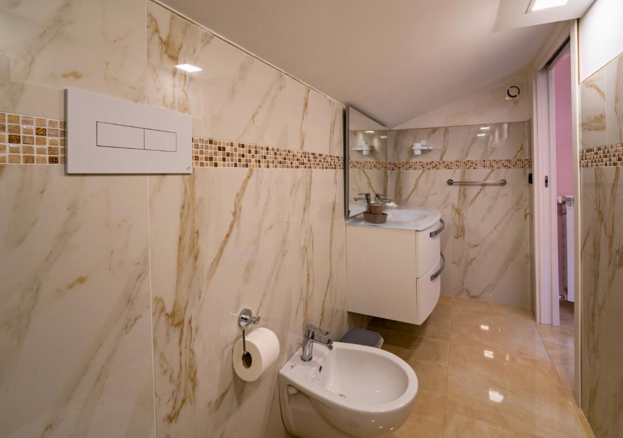 Villa Dei Cesari Bed & Breakfast Santa Maria La Carità Esterno foto